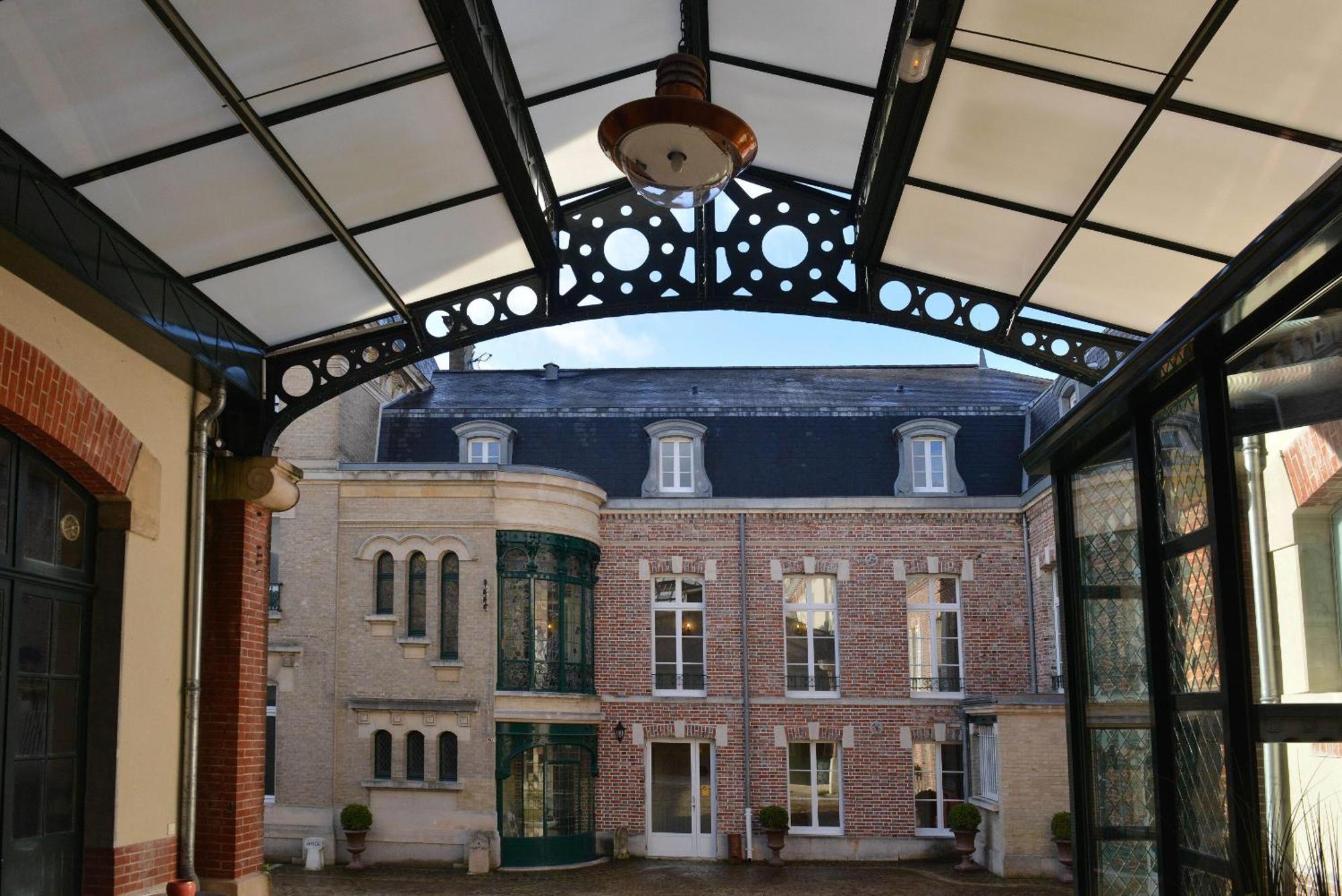 Hotel Castel Jeanson Ay-Champagne Exteriör bild